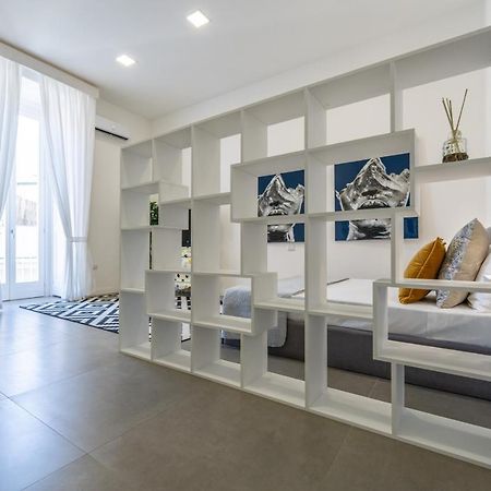 Appartamento Via Toledo 55 - Palazzo Della Porta Νάπολη Εξωτερικό φωτογραφία